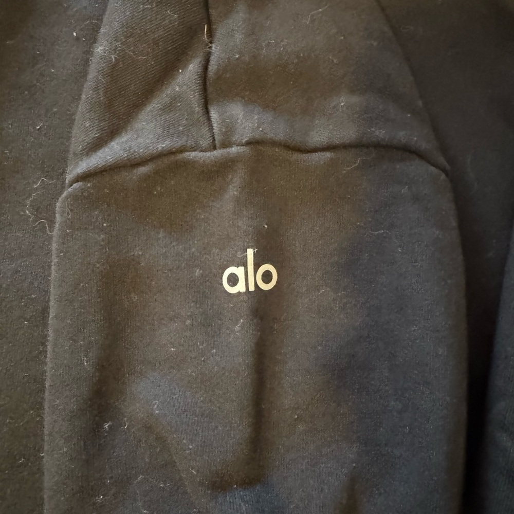 Alo Black Crewneck